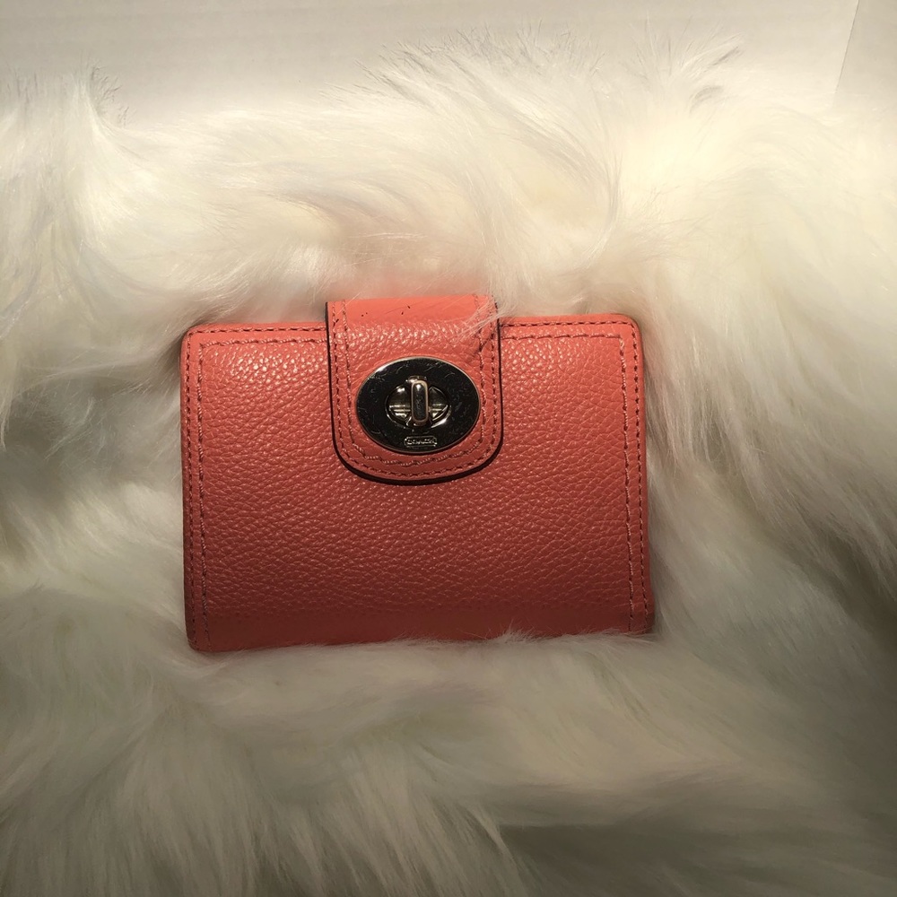 Coach Pink Leather Wallet. New no tags